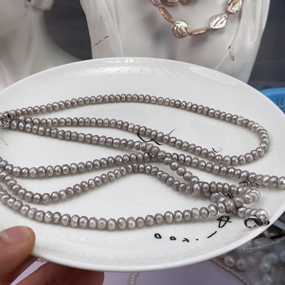 淡水珍珠颈饰未镶嵌