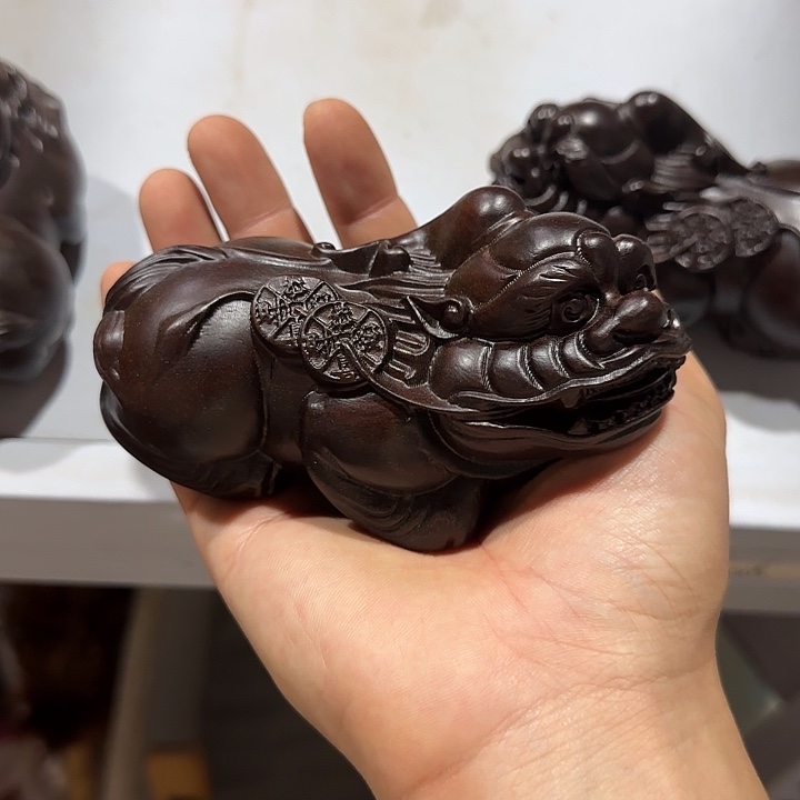 木黑檀木12貔貅一只