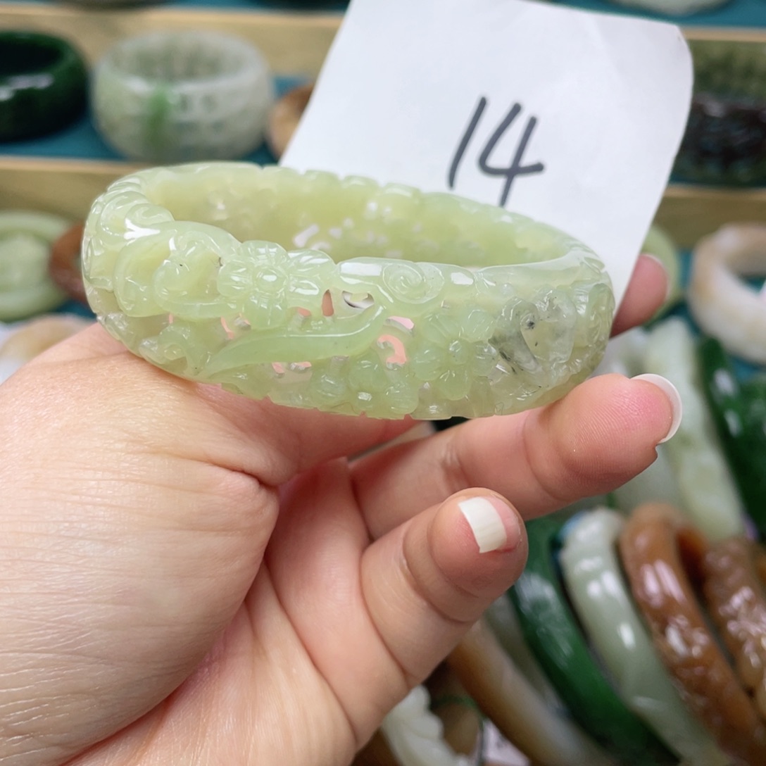 未镶嵌手镯和田玉圈口60