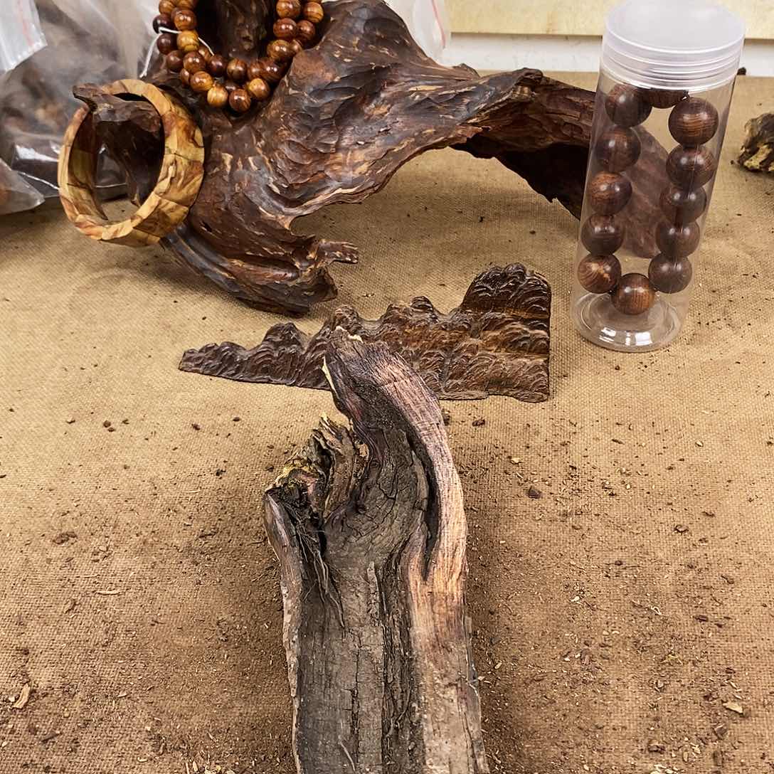 木用****1原材料………………