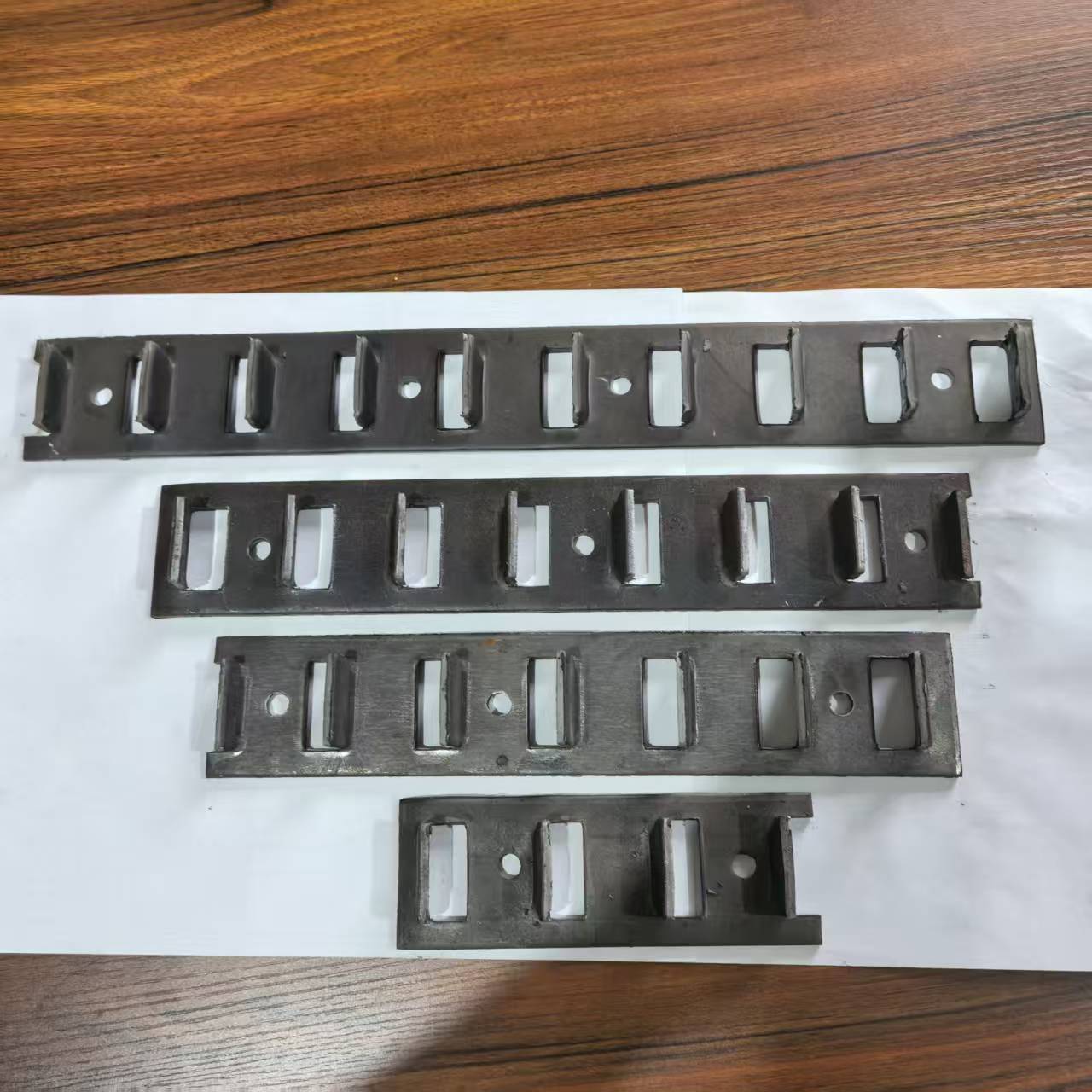 旄牛235型大箱单传动还田机定刀一套共15个（12个4孔+3个3孔2-144）