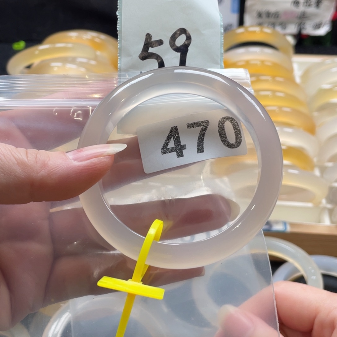 玛瑙/玉髓未镶嵌手镯