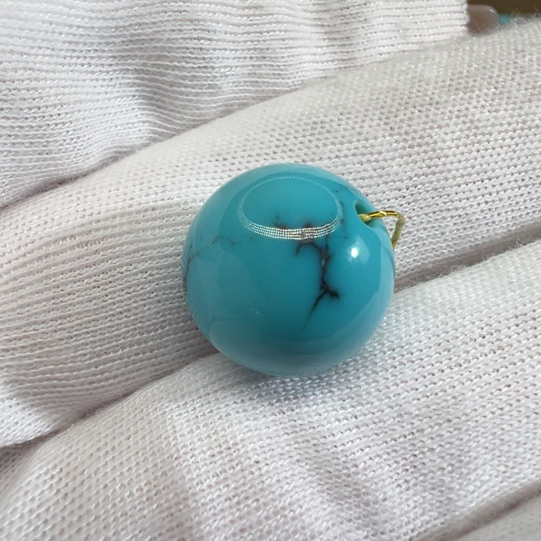 绿松石配饰未镶嵌