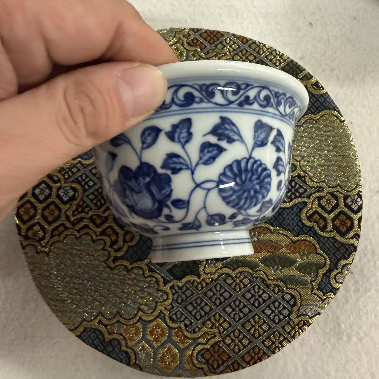 云巅汇 福利 缠枝莲大压手杯
