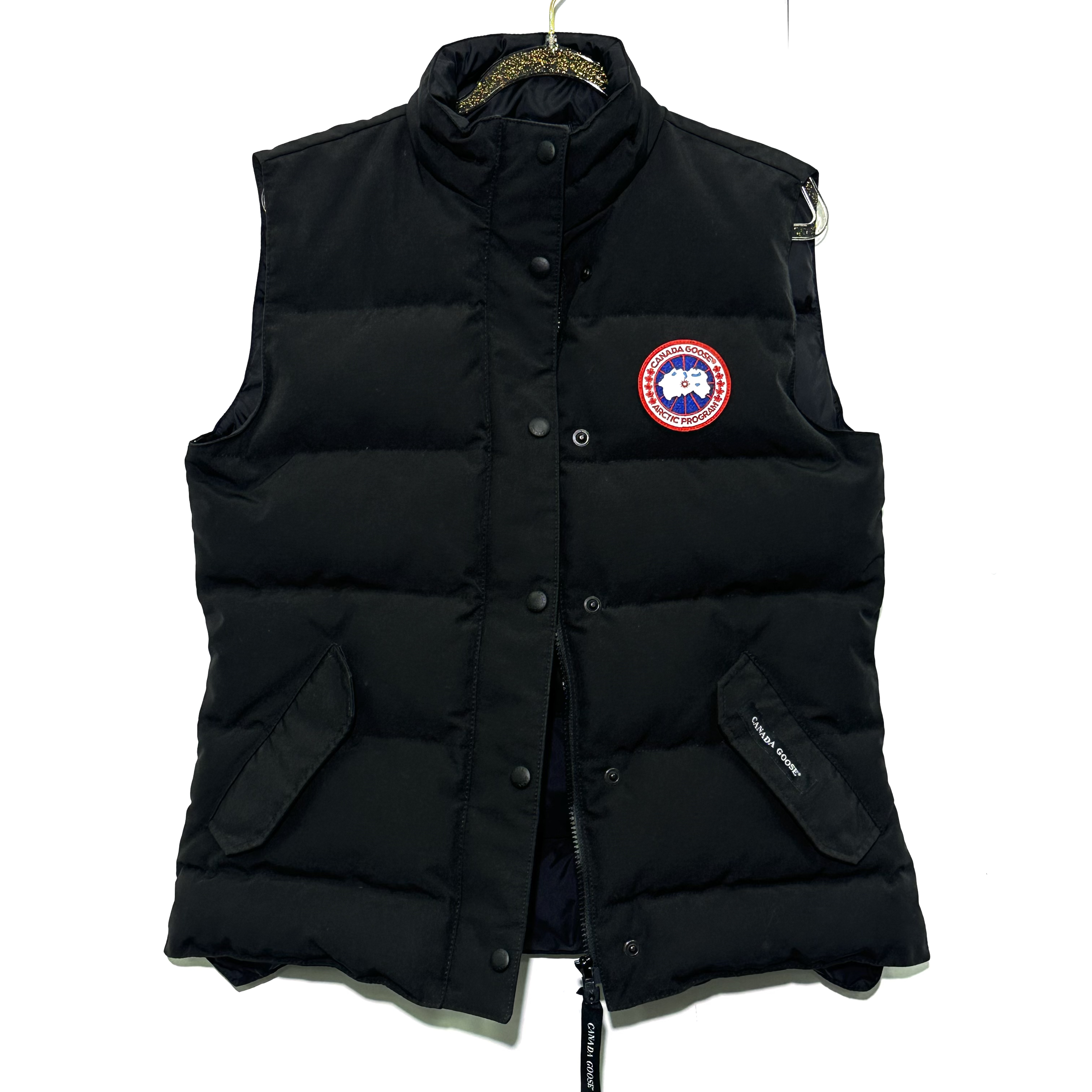 未使用 CANADA GOOSE M码 经典logo黑色羽绒马甲 0941