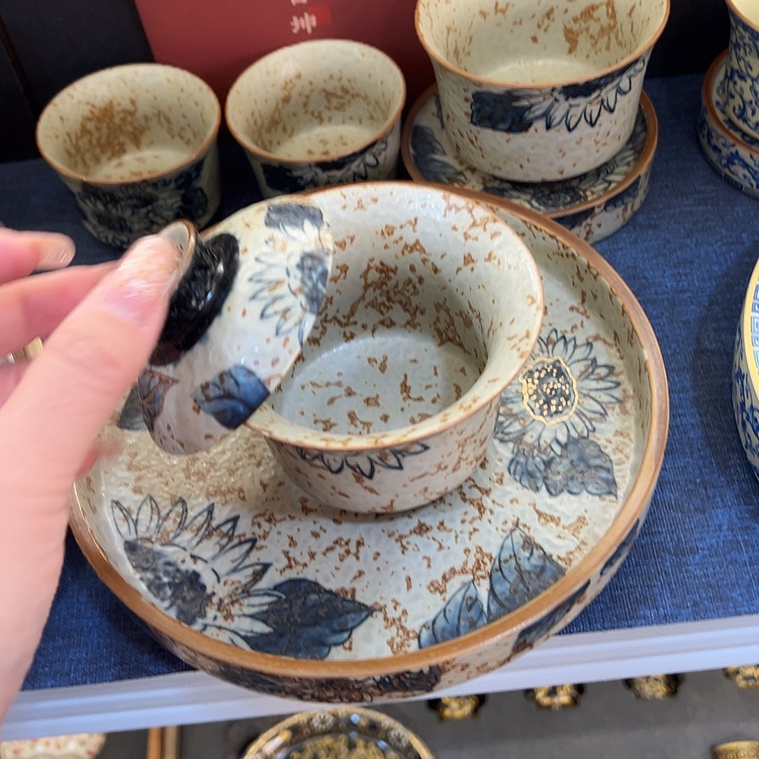 盖碗很漂亮我很喜欢