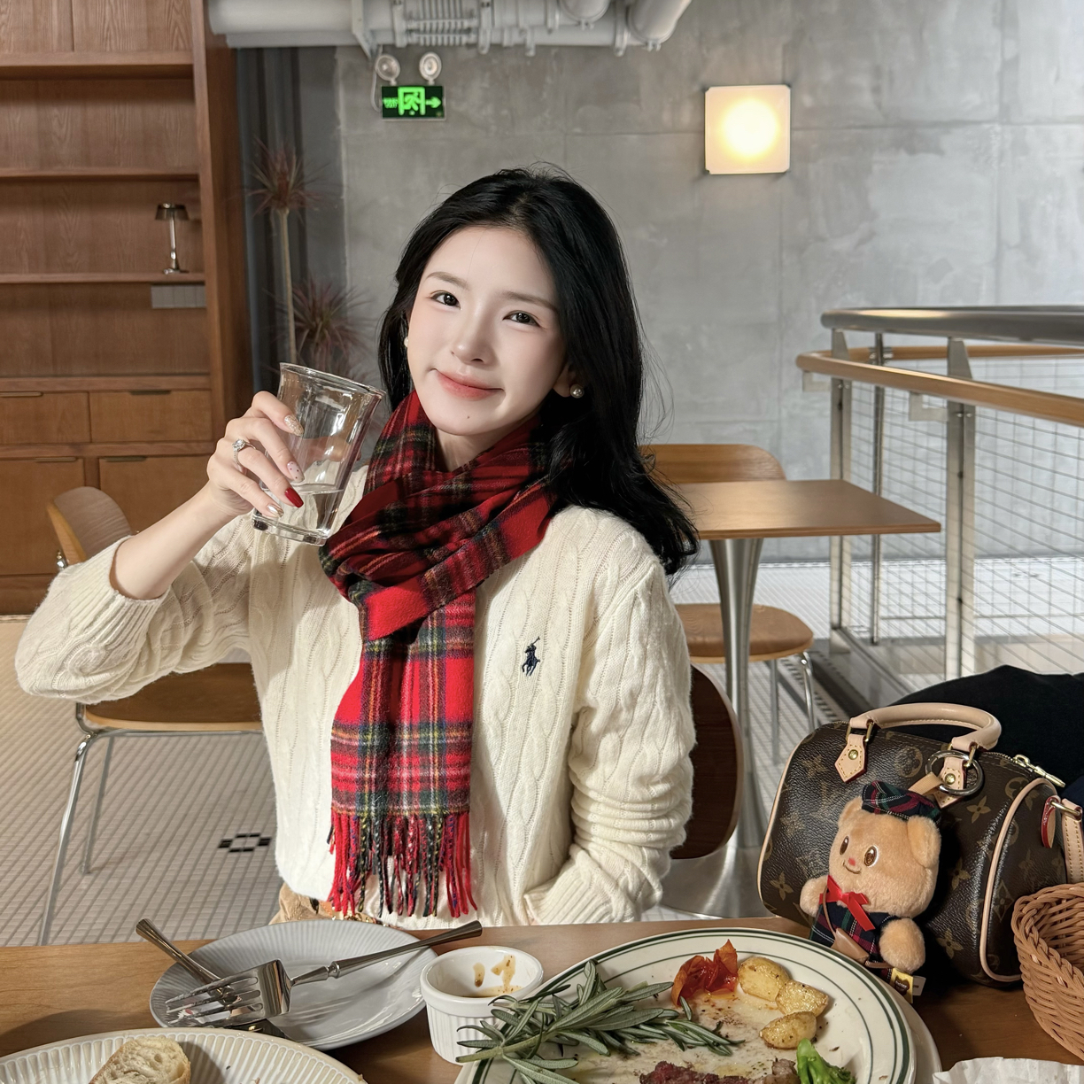 DDY!～美女Ins感～羊毛软糯温柔保暖围脖围巾