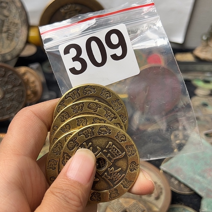 实***业铜复古文创工艺品