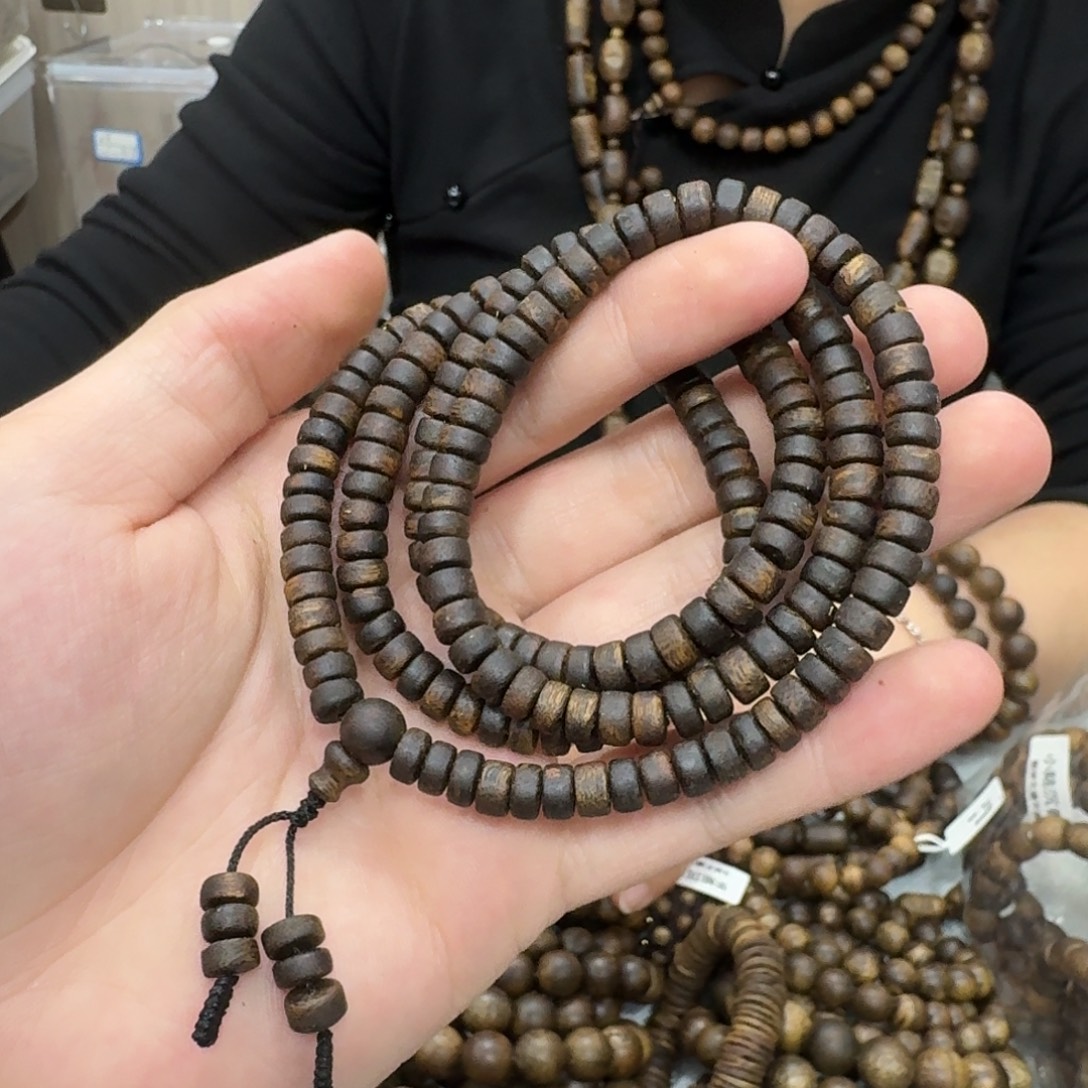 沉香沉香碎屑紫棋母树沉水算盘珠 6-25 克多样性发一