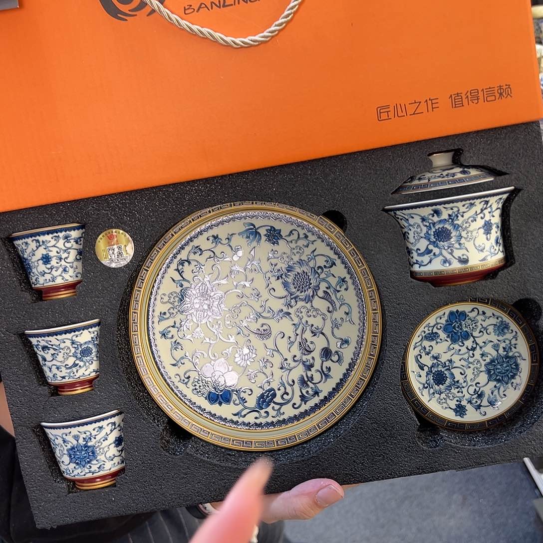 盖碗很漂亮我很喜欢