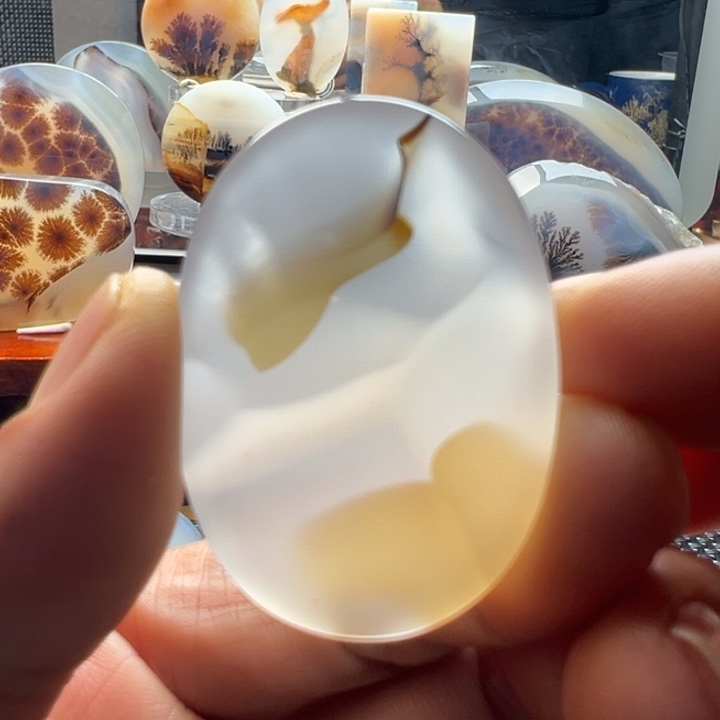 未镶嵌玛瑙/玉髓珠宝奇石