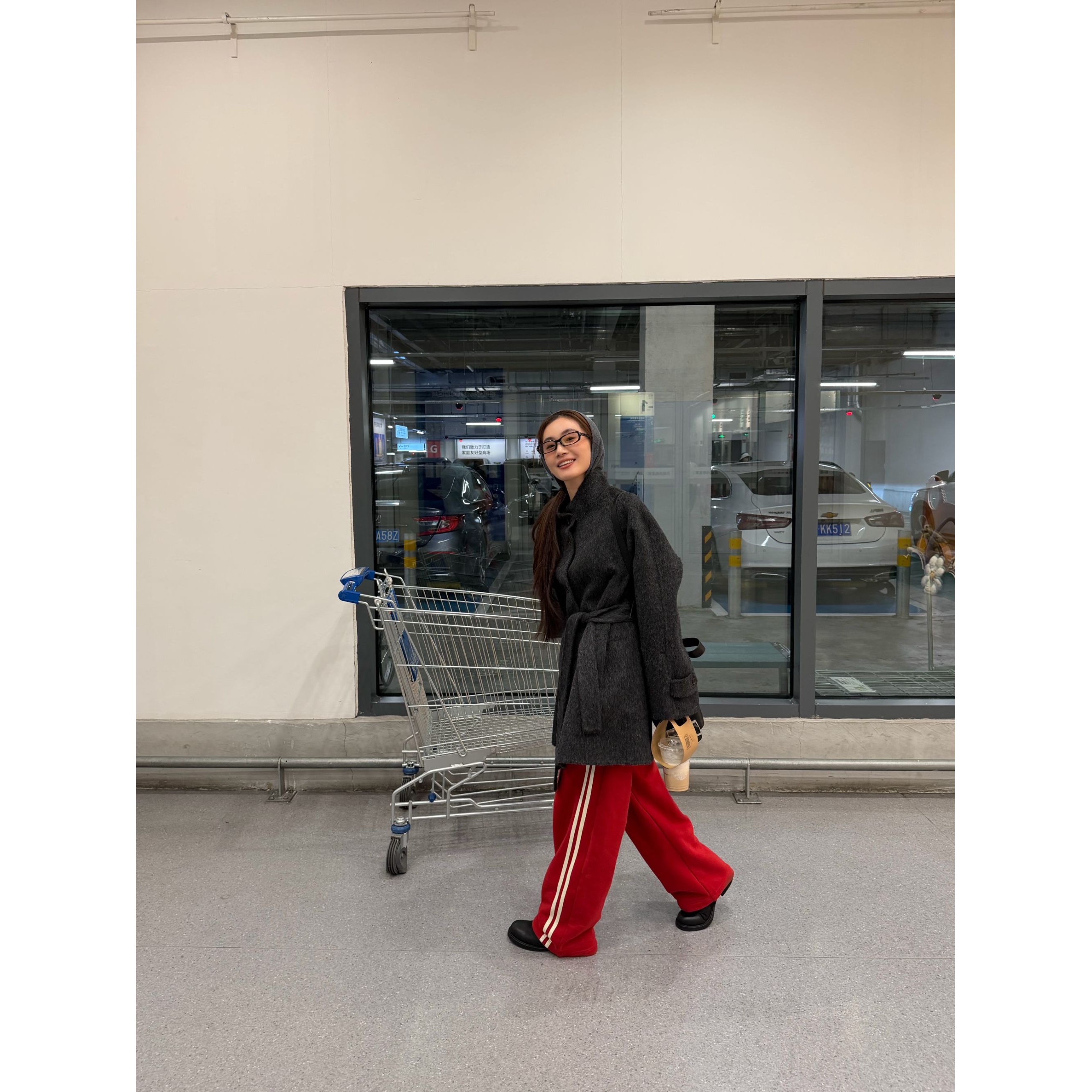 INAIEN【番茄酱】 430克奥粒绒抽绳收腰直筒云朵感直筒休闲裤Y6071