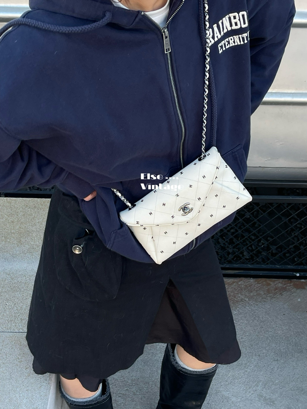 99新 Chanel/香奈儿 Chanel22p信封斜挎包