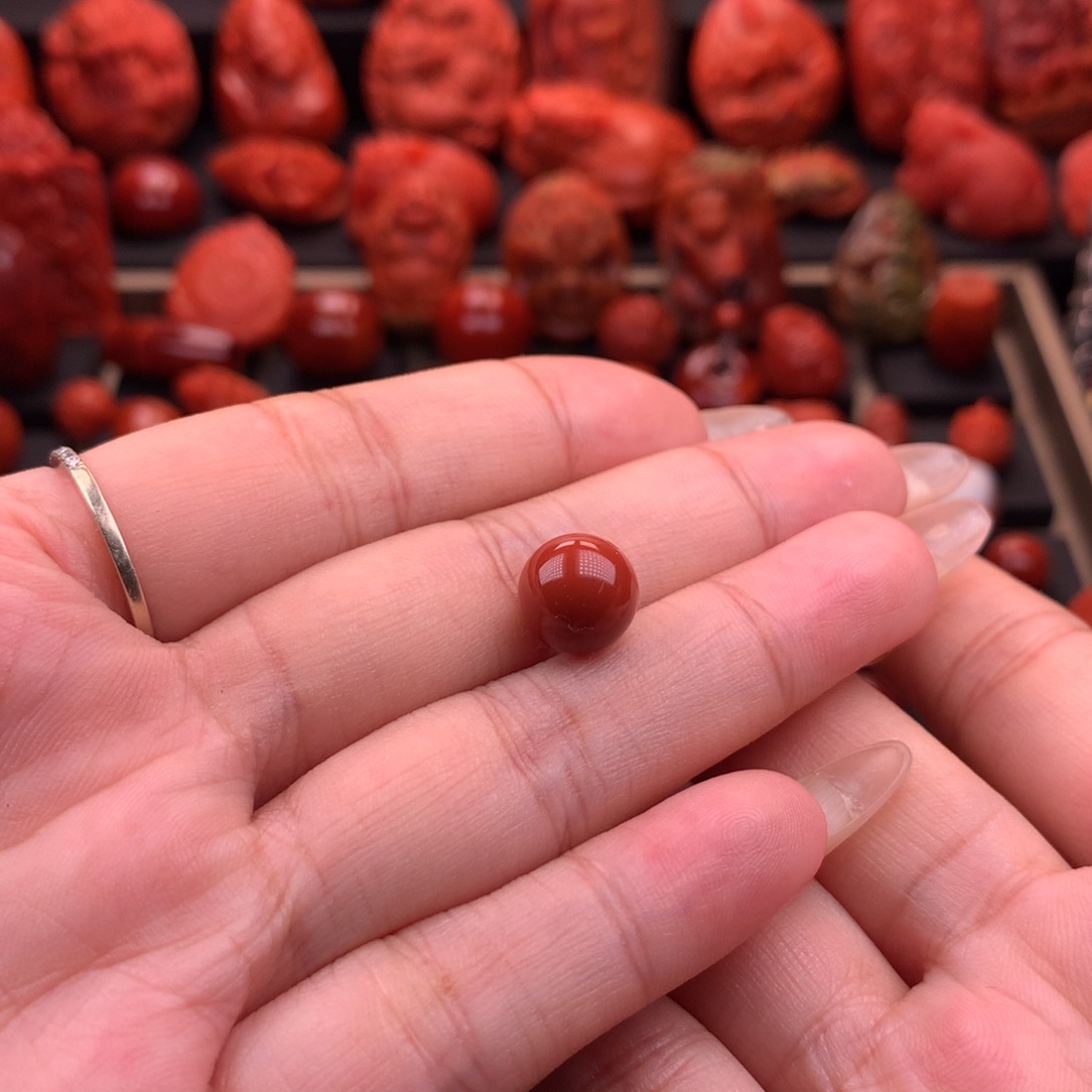 南红玛瑙南红川料原矿高品圆珠10mm未镶嵌
