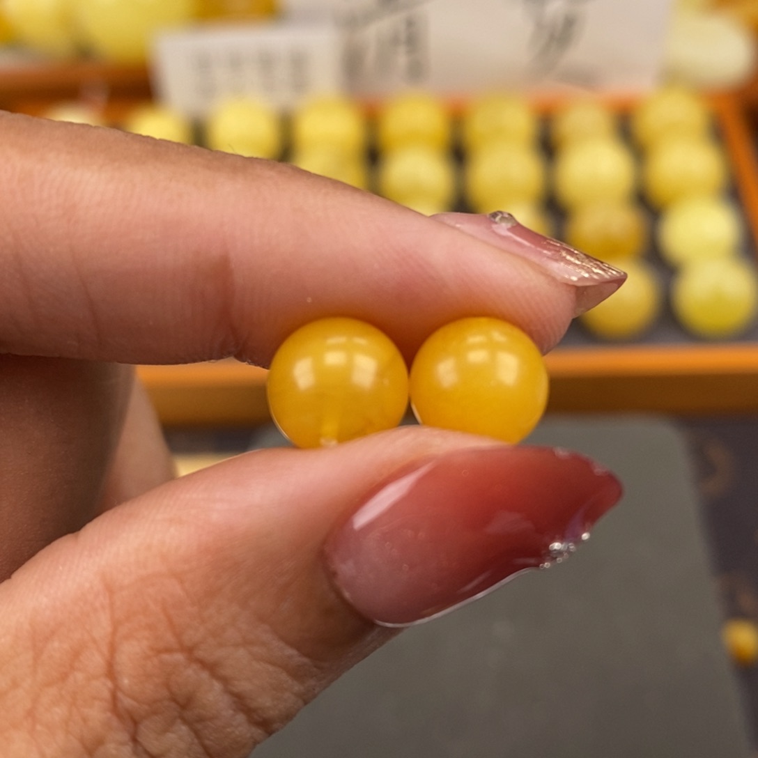 琥珀未镶嵌珠宝奇石8.8