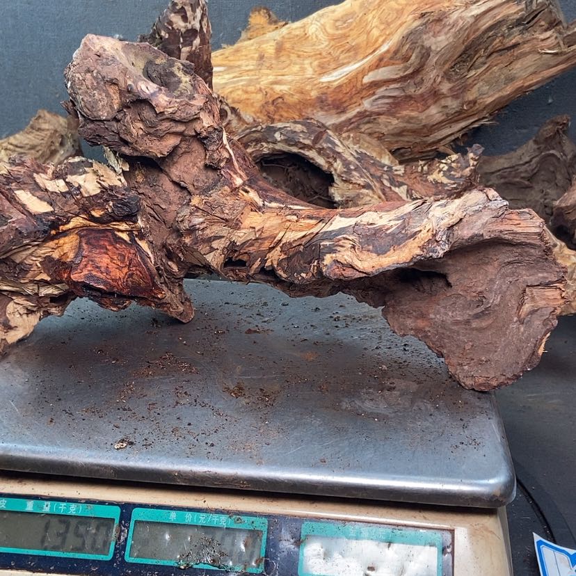 【闪购商品】黄花梨/降香黄檀朋*