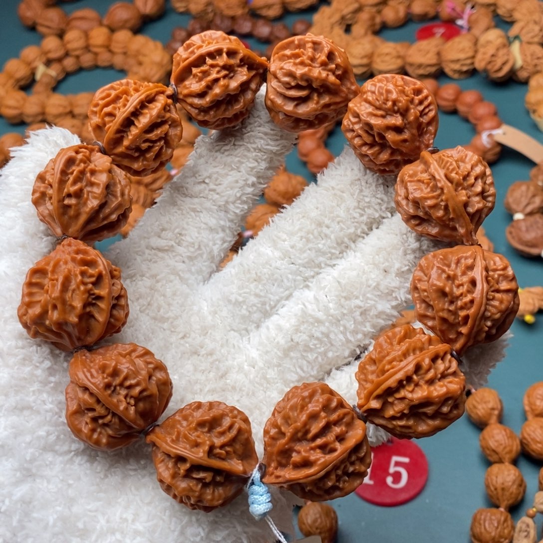 文玩核桃手串火焰龙脊