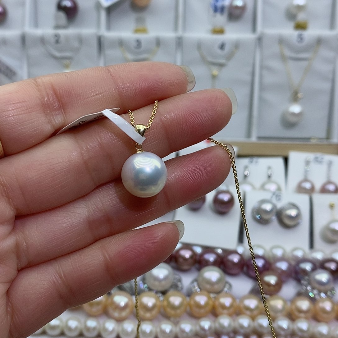 淡水珍珠吊坠(赠链)18K金镶嵌沐*