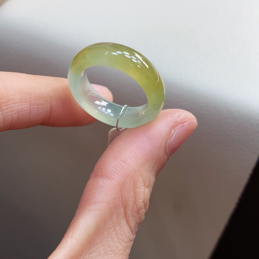 翡翠戒指未镶嵌14号