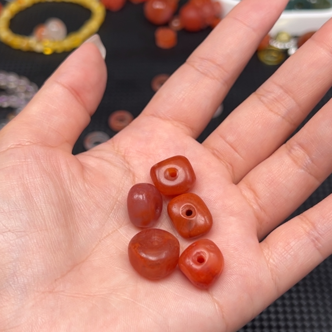 南红玛瑙未镶嵌颈饰