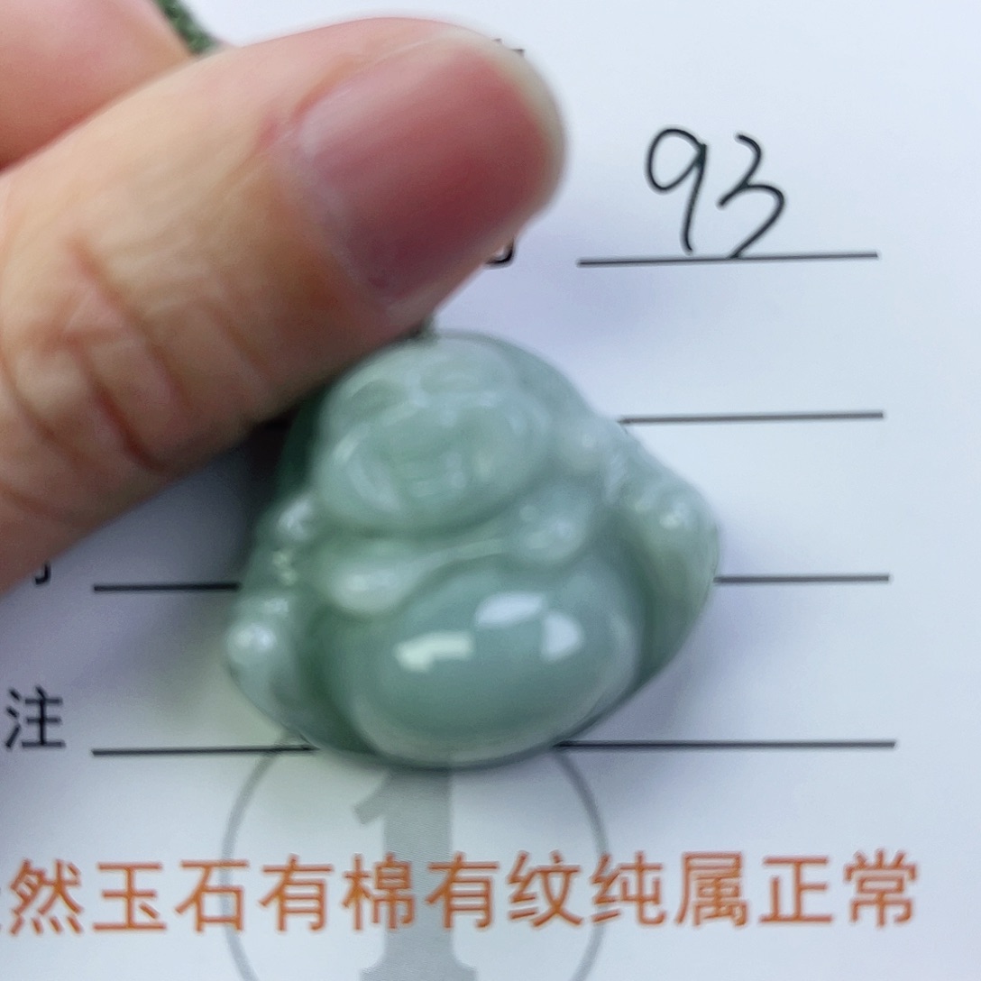 翡翠颈饰未镶嵌佛公