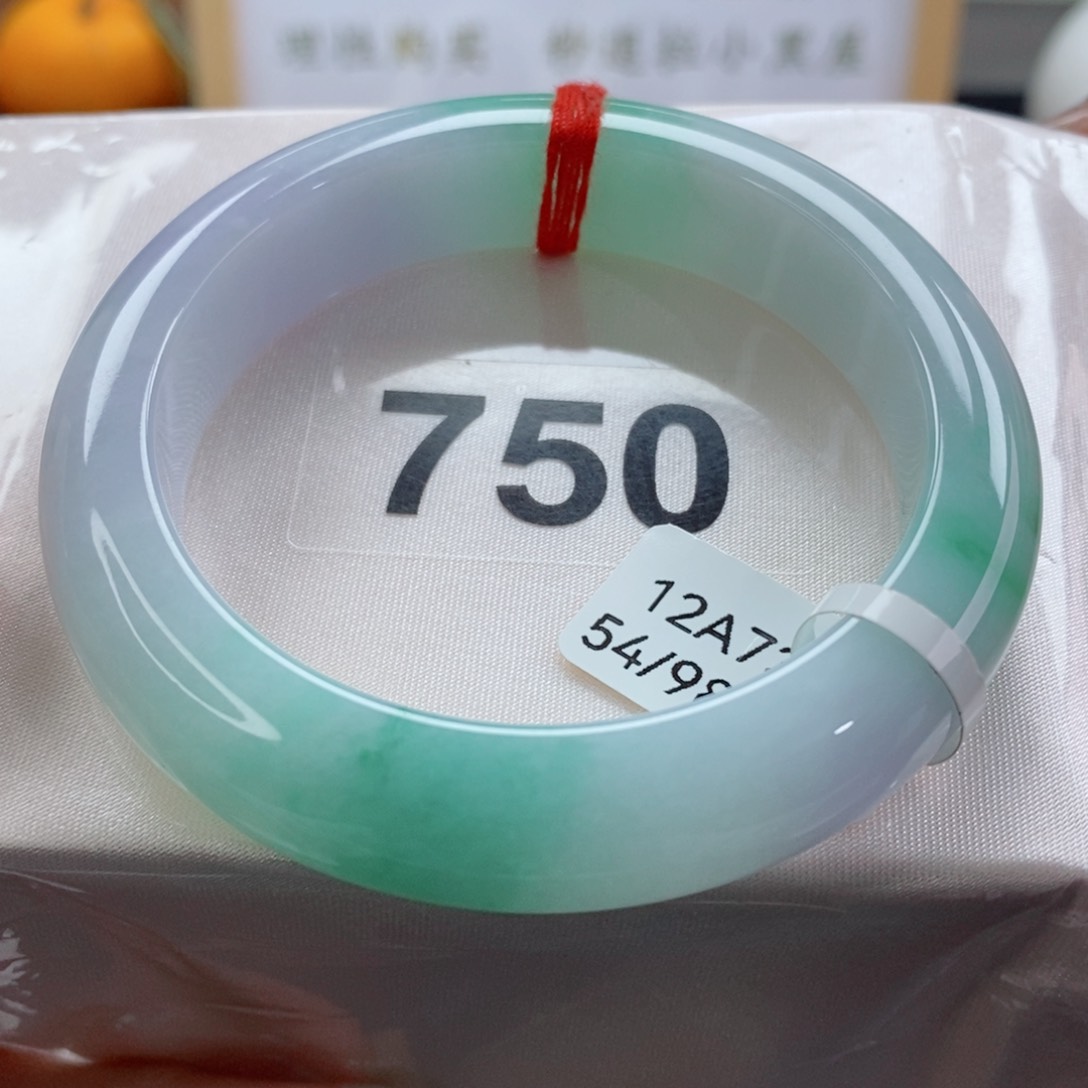 翡翠手镯未镶嵌天然A货翡翠手镯
