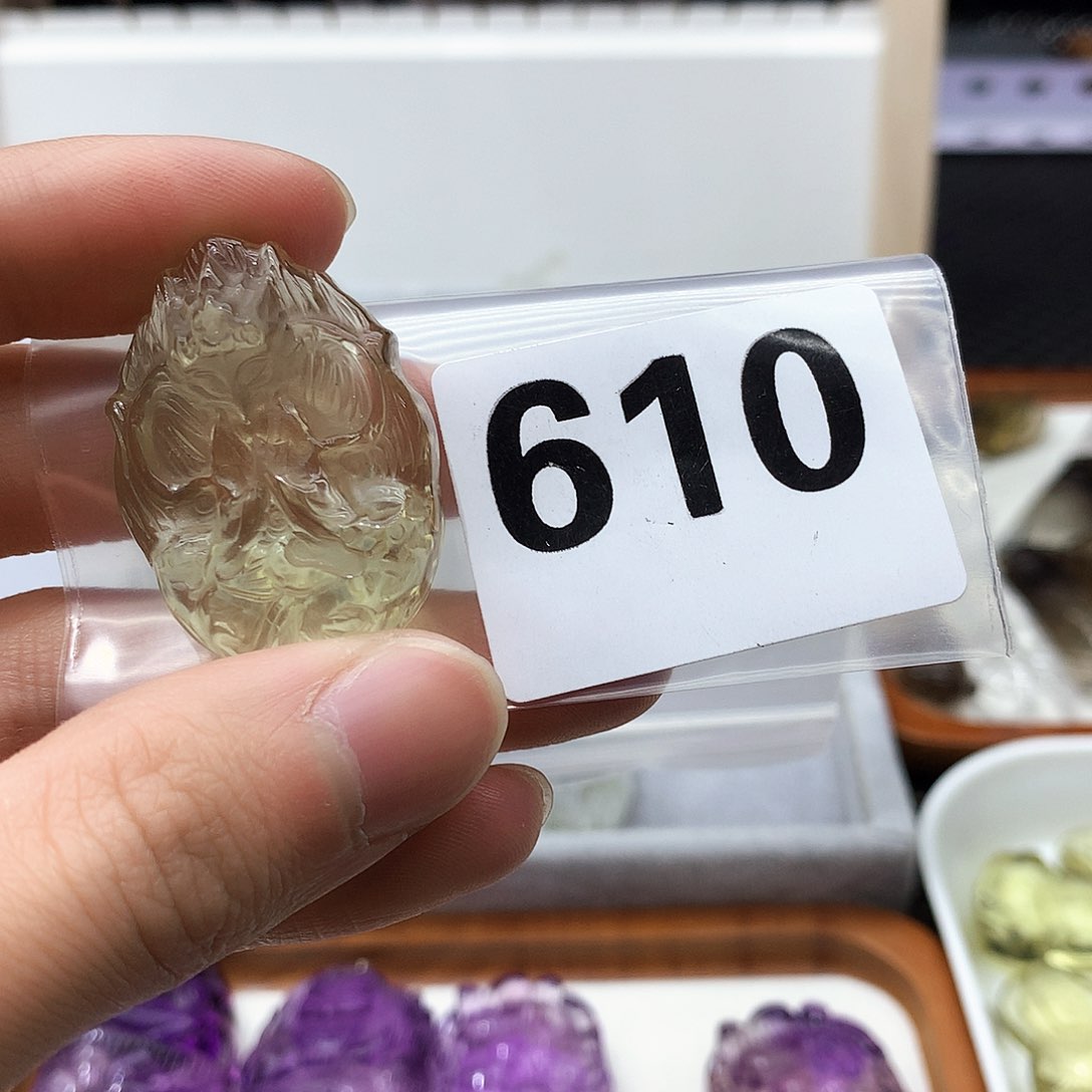 水晶颈饰未镶嵌吊坠