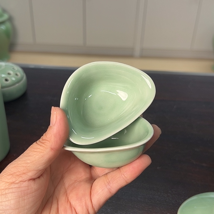 龙泉云间青瓷小米茶器
