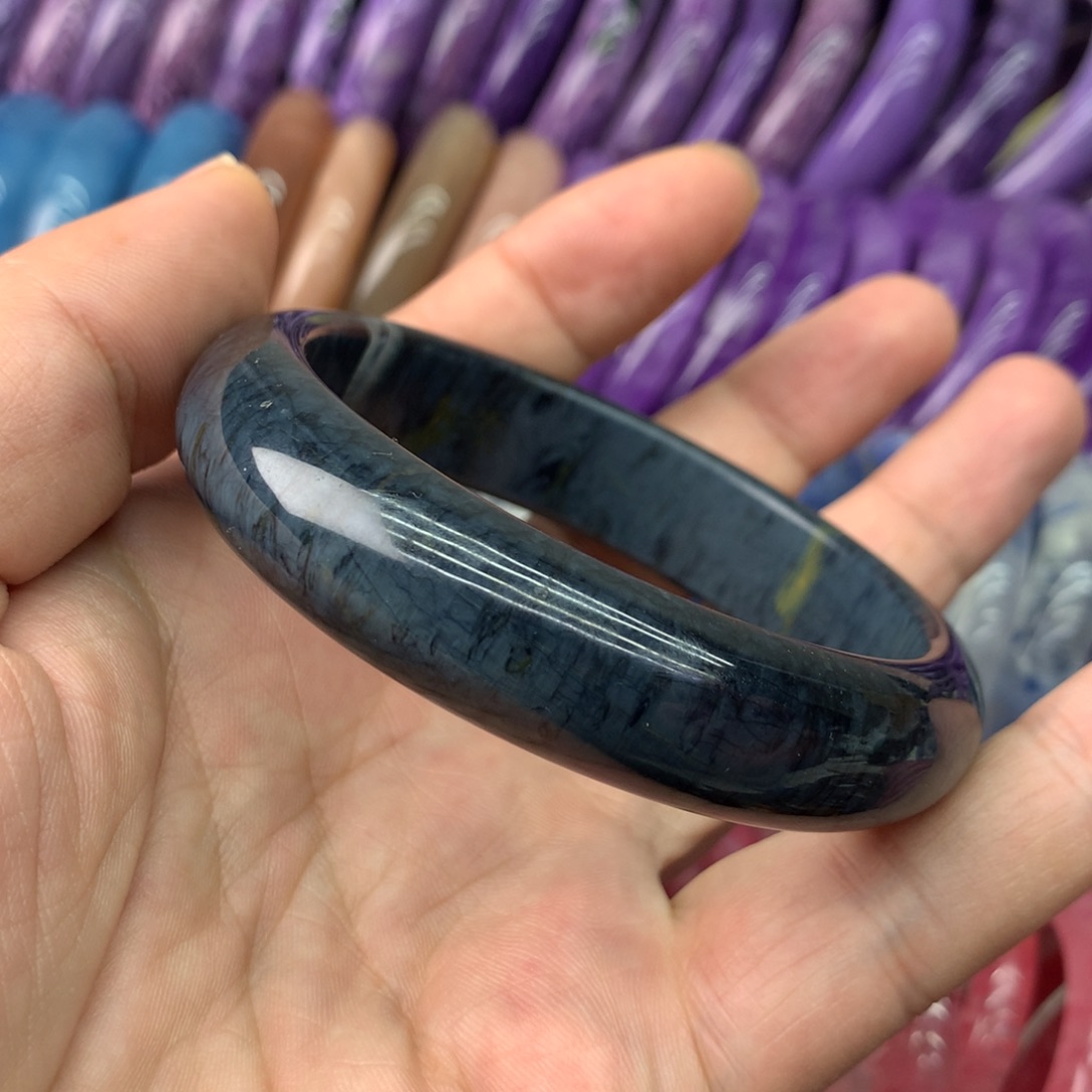 查罗石（紫龙晶）手镯未镶嵌