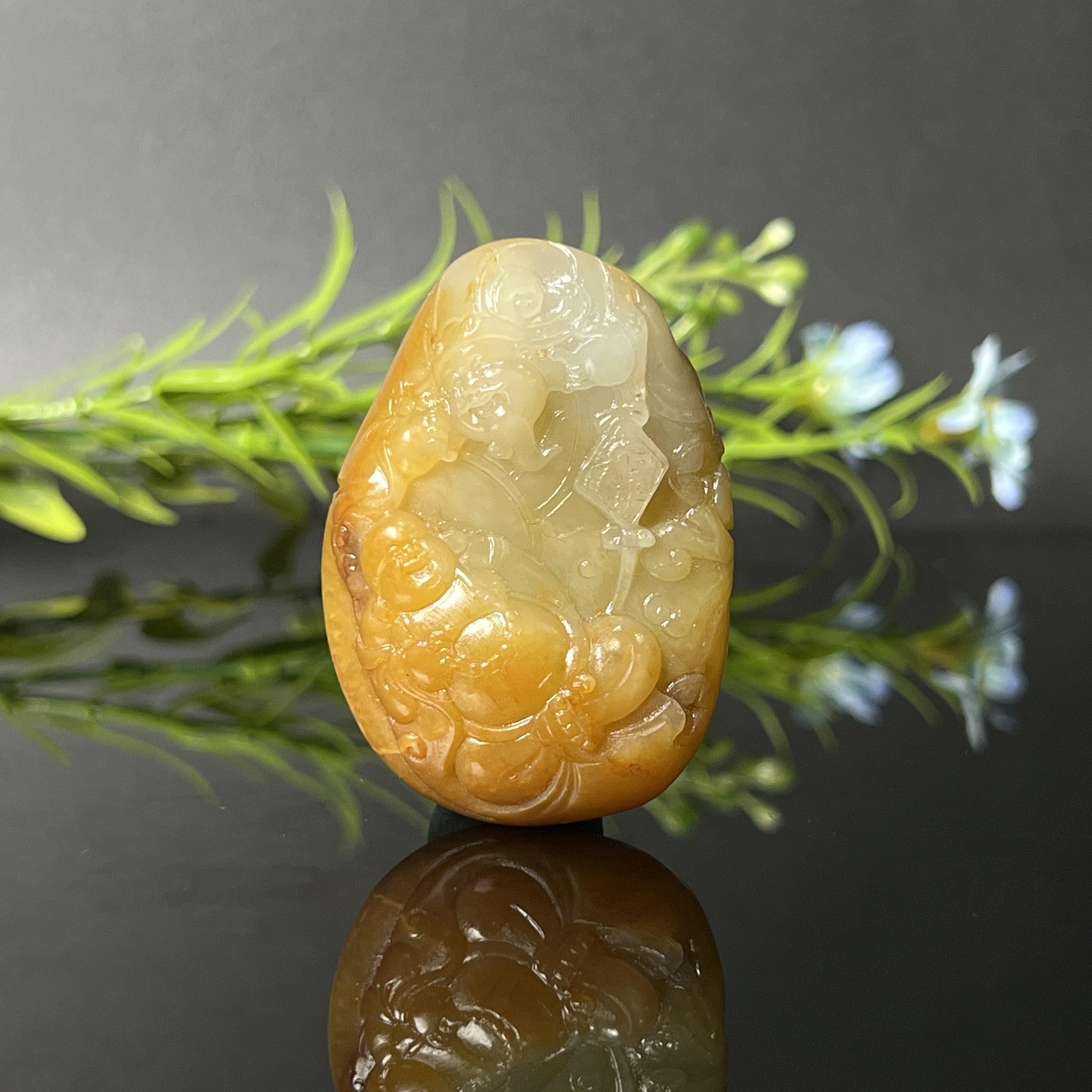 1225GC8827和田玉挂件