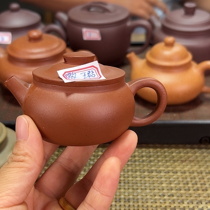 茶壶紫砂红泥80cc宜兴瑕疵品