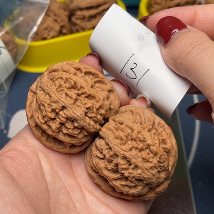 文玩核桃把件粗筋44