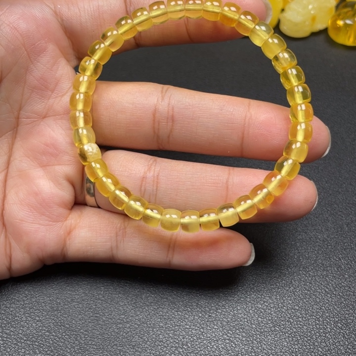 琥珀未镶嵌裸石蜜蜡