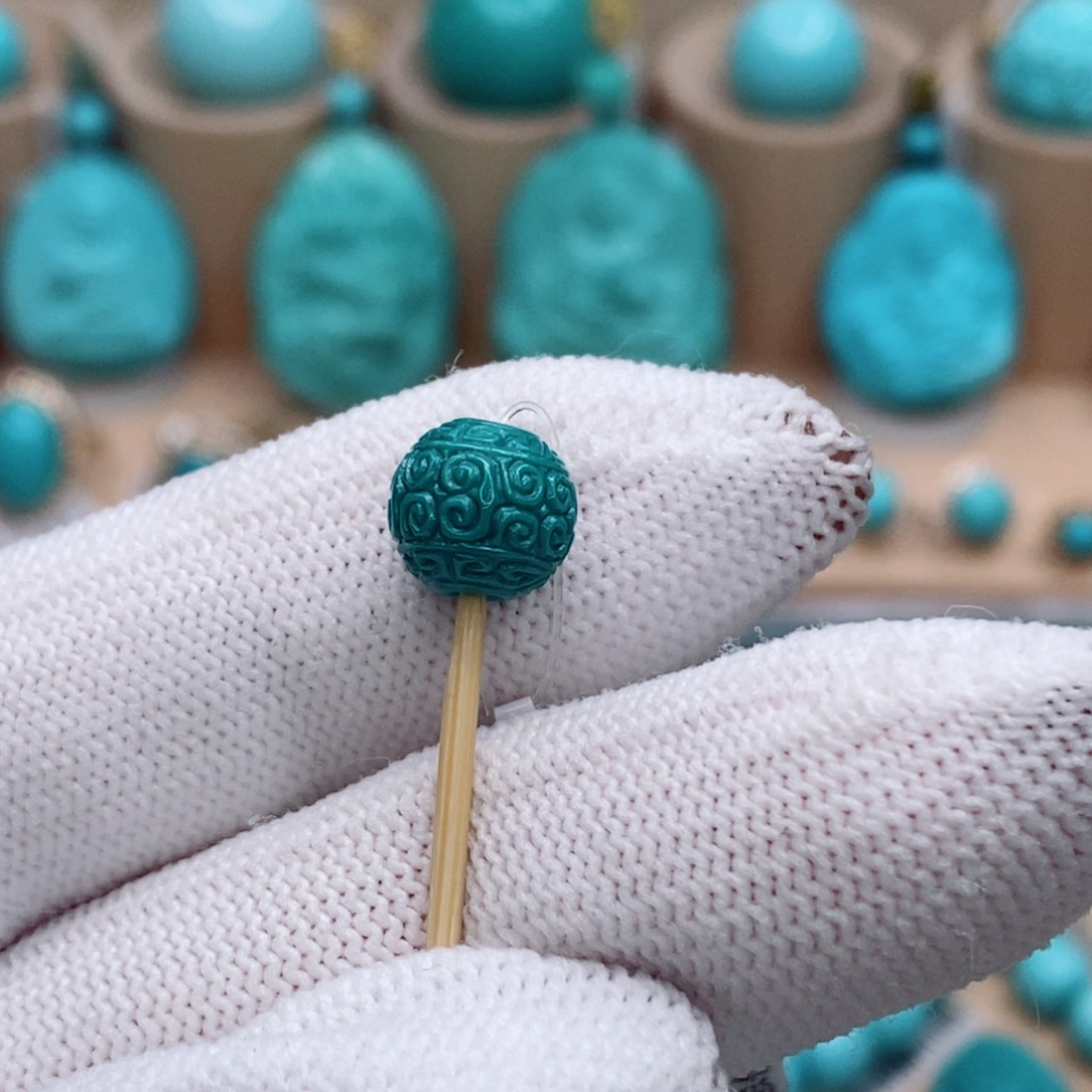 绿松石未镶嵌珠宝奇石8.8