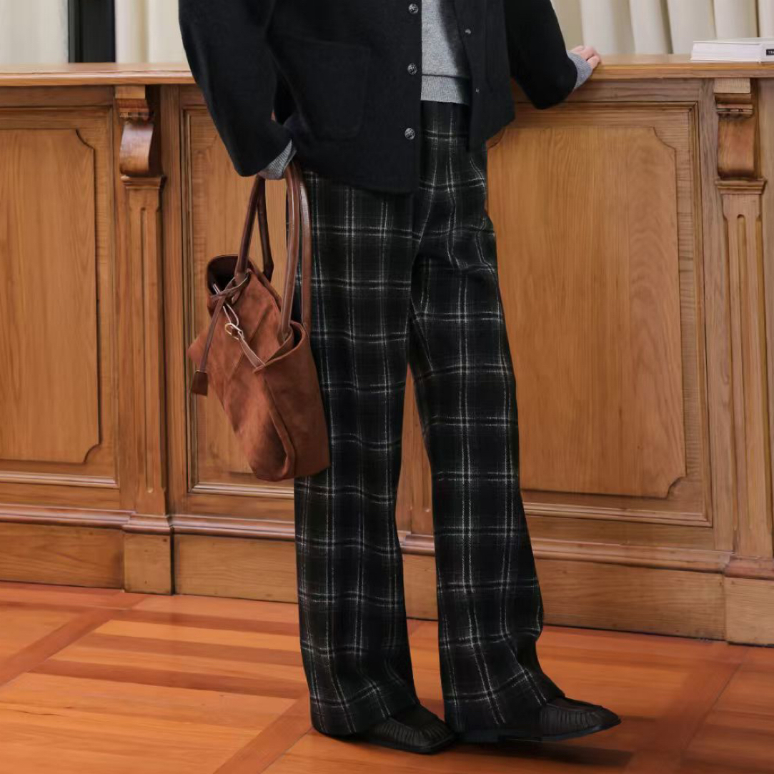 黑灰格纹直筒休闲裤     