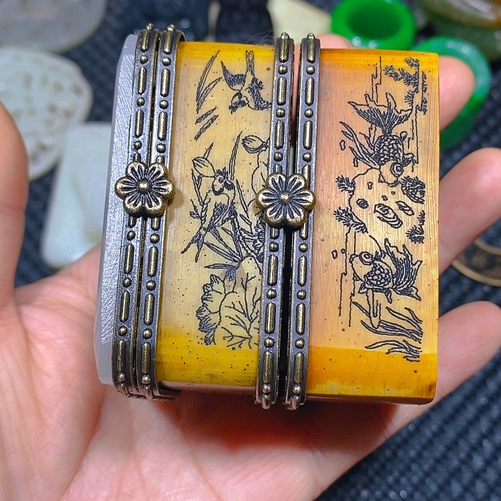 未镶嵌手链和田玉（糖玉）