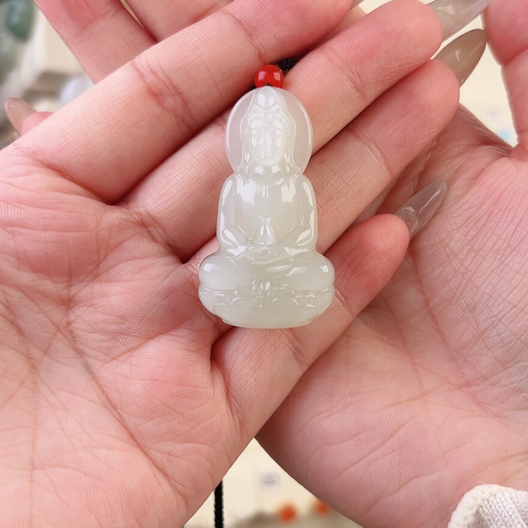 娟***儿和田玉未镶嵌颈饰