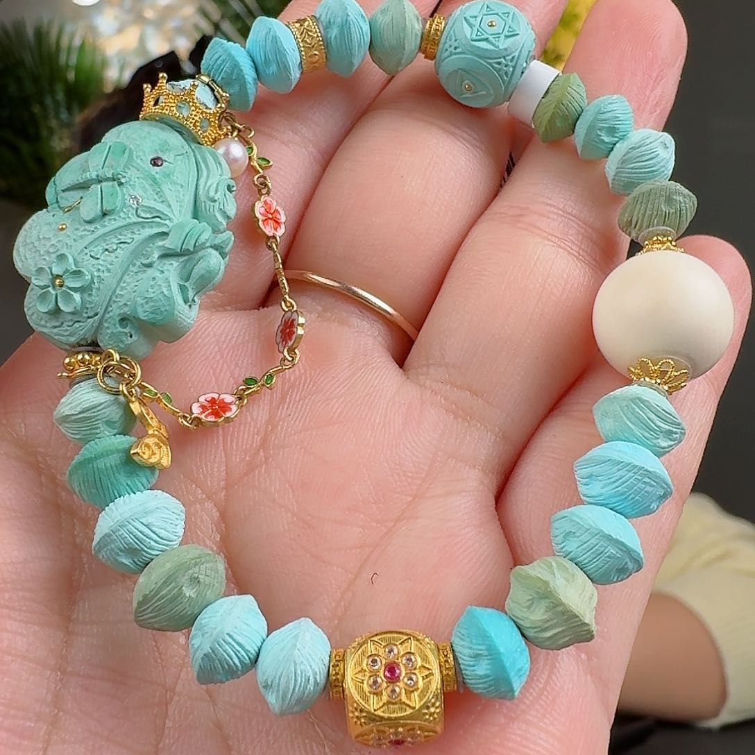 绿松石珠宝奇石18K金镶嵌