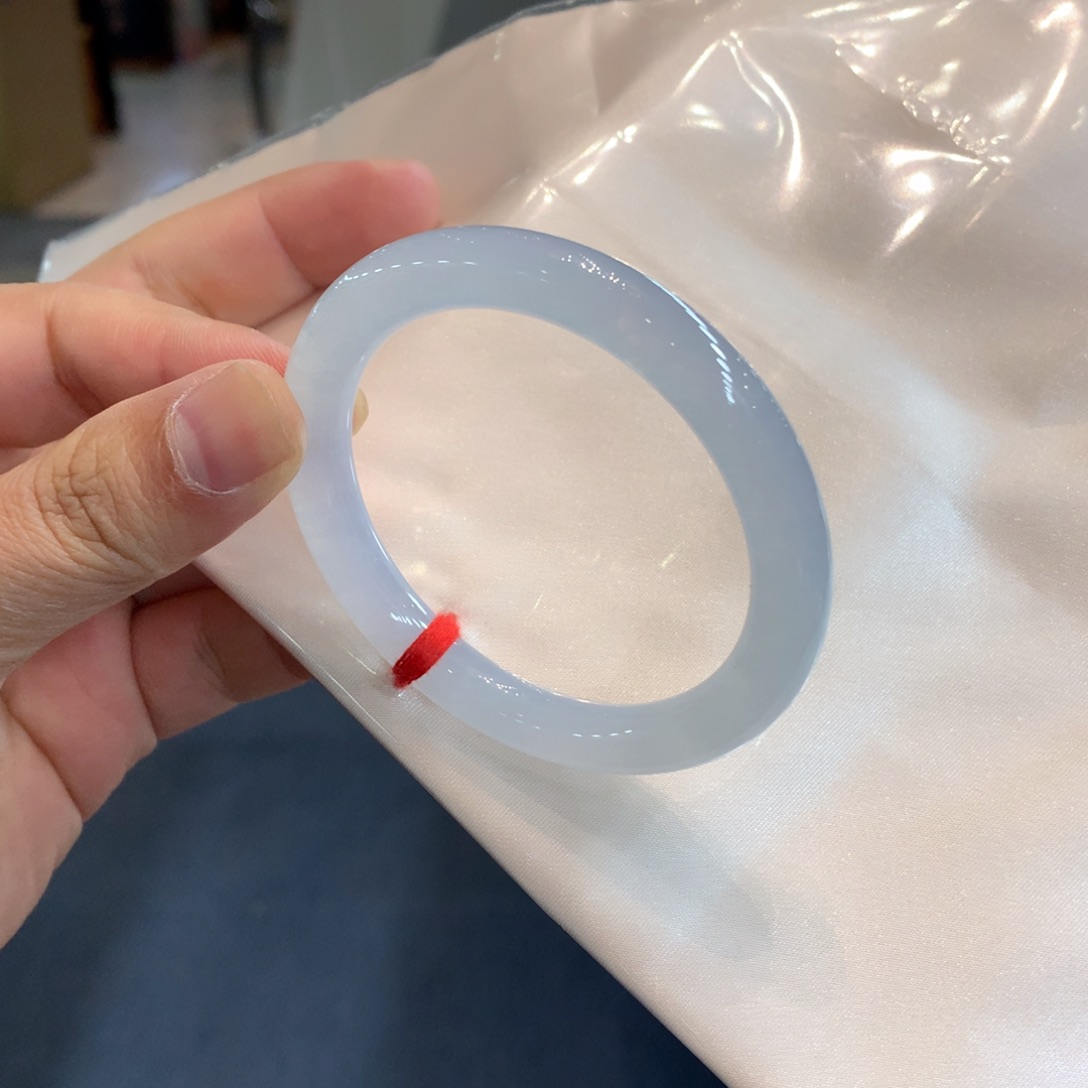 翡翠未镶嵌手镯手镯