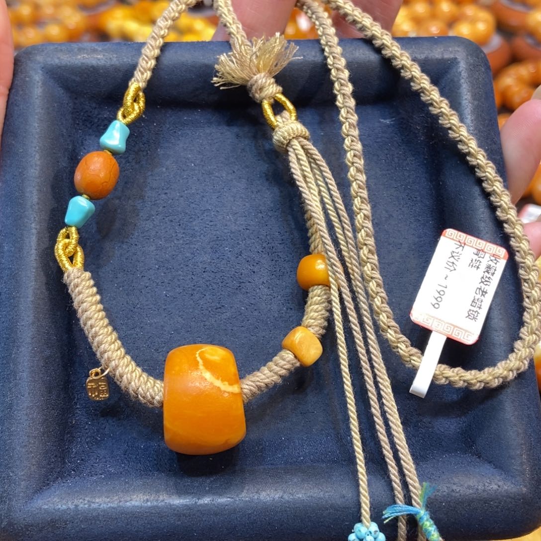 蜜蜡颈饰未镶嵌蜜蜡