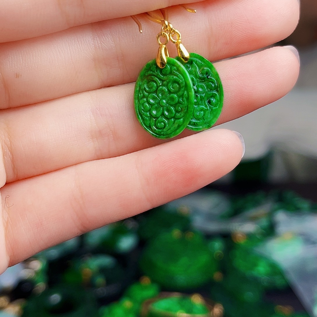 颈饰银S925镶嵌翡翠多样性