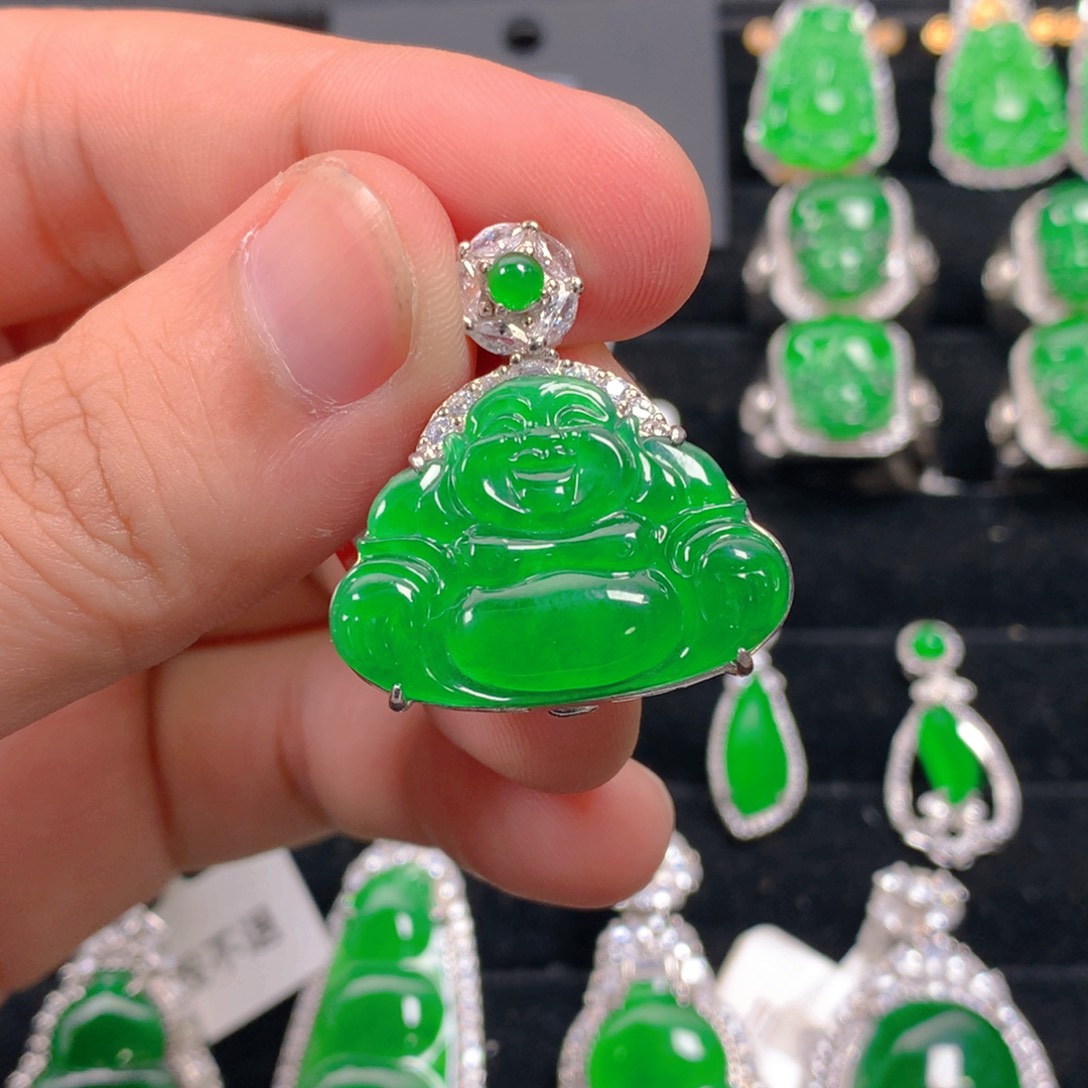 翡翠银S925镶嵌颈饰佛公