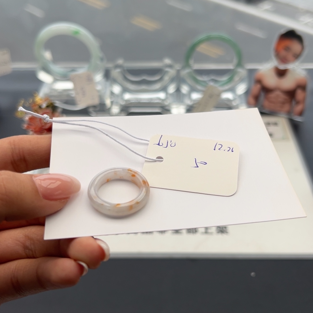 未镶嵌戒指翡翠翡翠