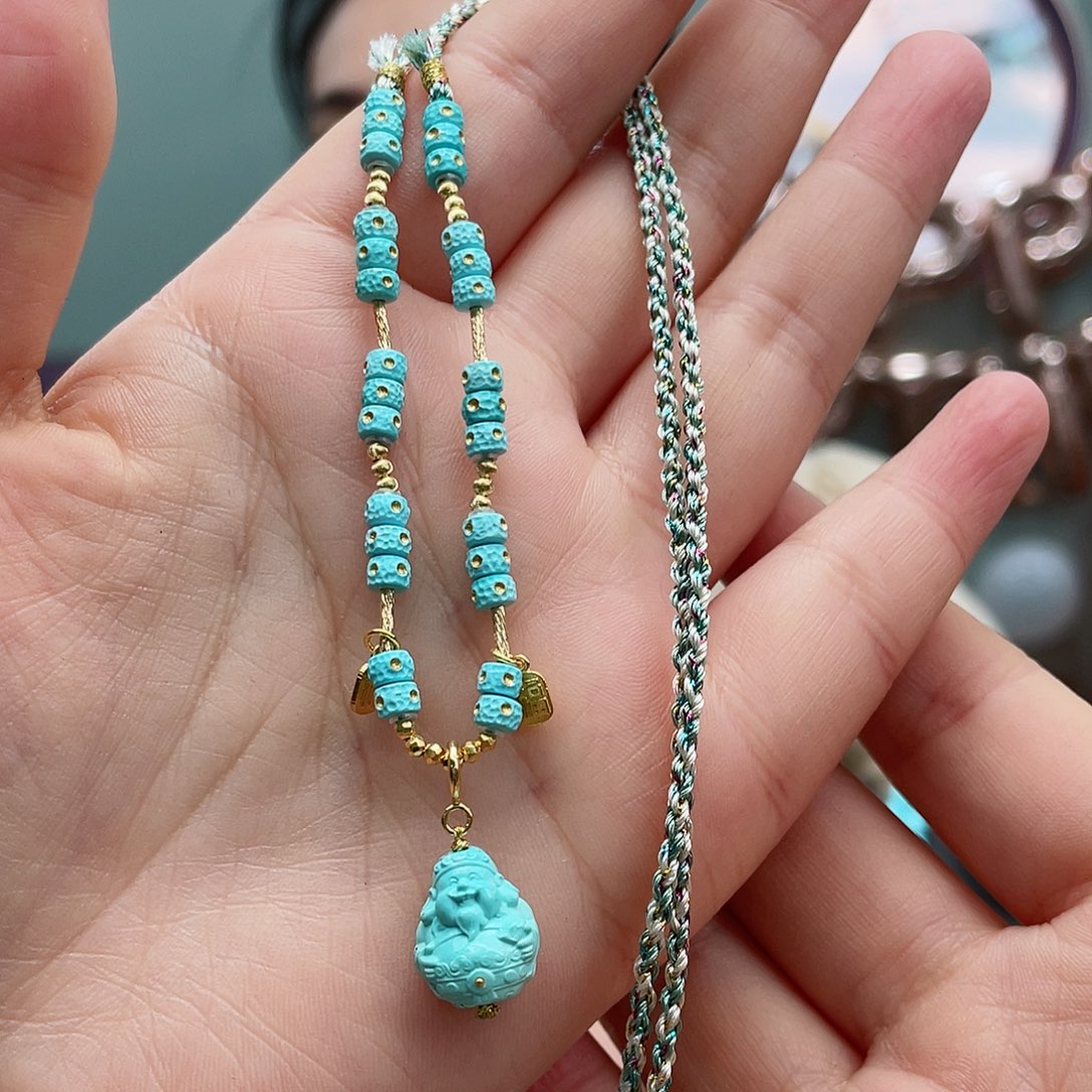 绿松石颈饰18K金镶嵌