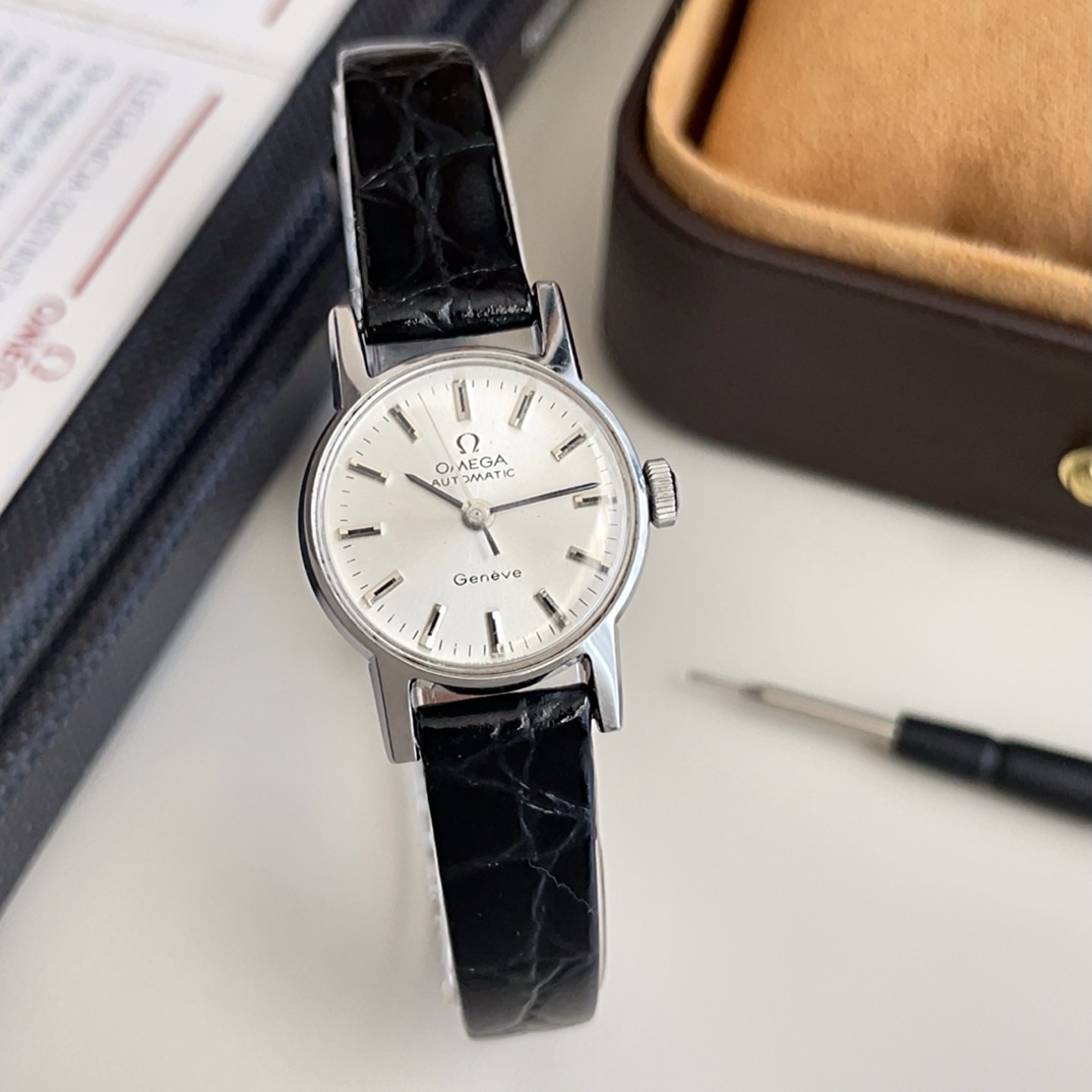 95新 Omega/欧米茄 刘诗诗同款小冰糖三针自动机械腕表