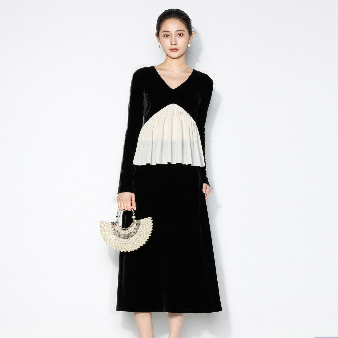 【粉丝专享】马天奴简约轻奢时尚套装VHAA59STH0