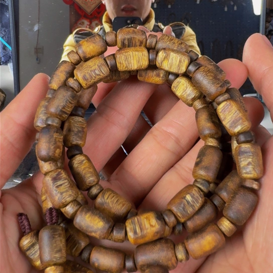 沉香手串乌身九九沉卡9+保38克