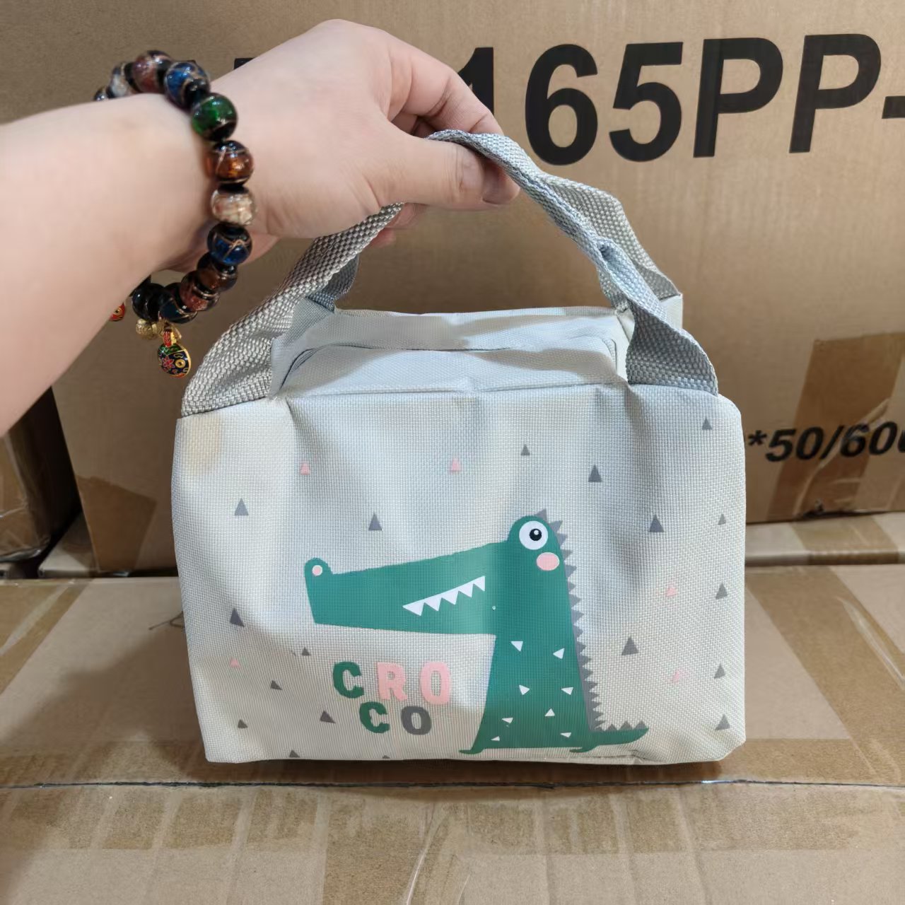 小恐龙 米白色保温午餐便当包 发4(里面有掉絮）