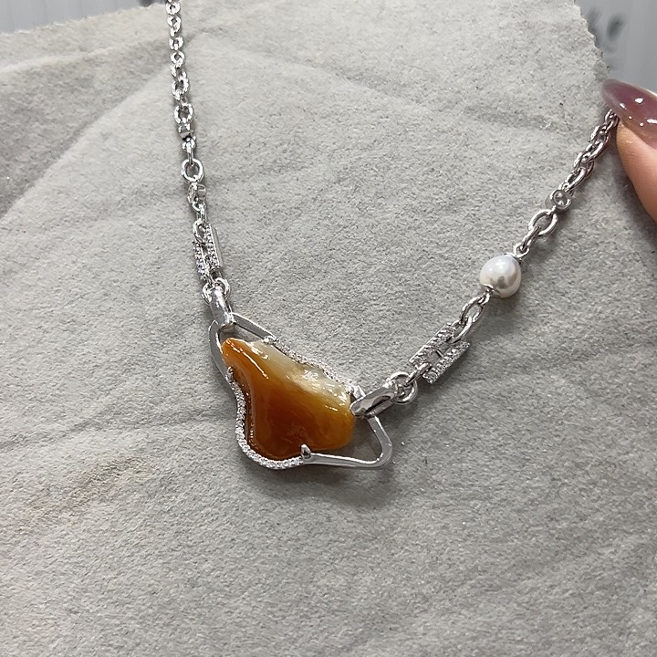 颈饰银S925镶嵌海水珍珠得*嘻