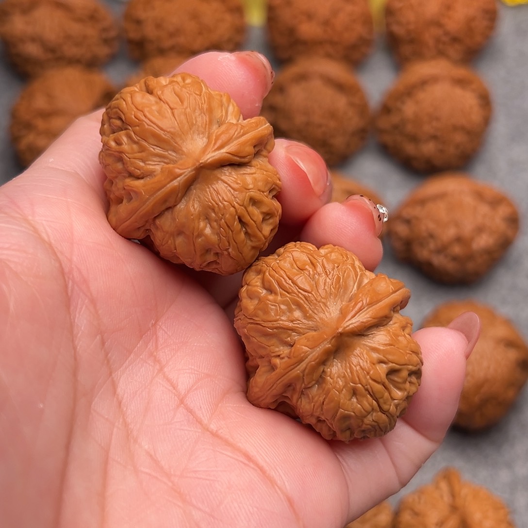 把件文玩核桃精品小手捻元宝金锭子37全品